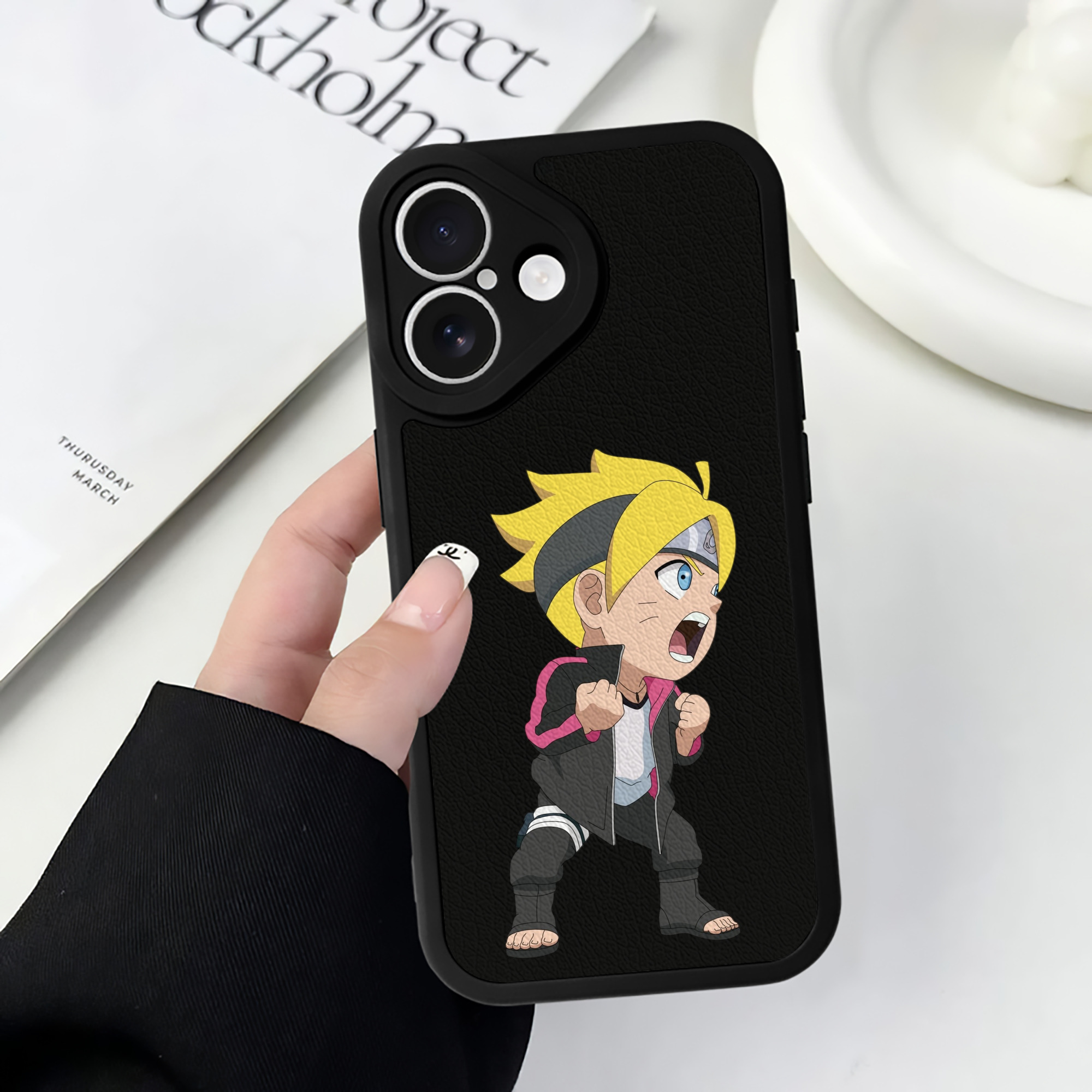 （画像用） NARUTO -ナルト- うずまき ボルト Uzumaki Boruto 【iPhone 16シリーズ対応】シリコンスマホケース（レザー調） 材質：シリコン
